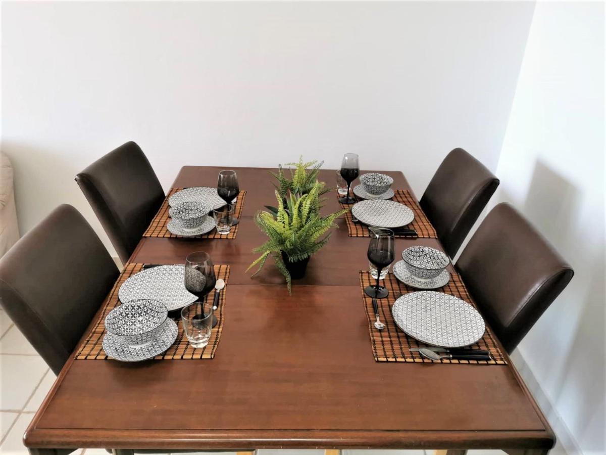 Cosea Living: Seaside 2 Bedroom Flat Kings Palace 209 Paphos Exterior photo